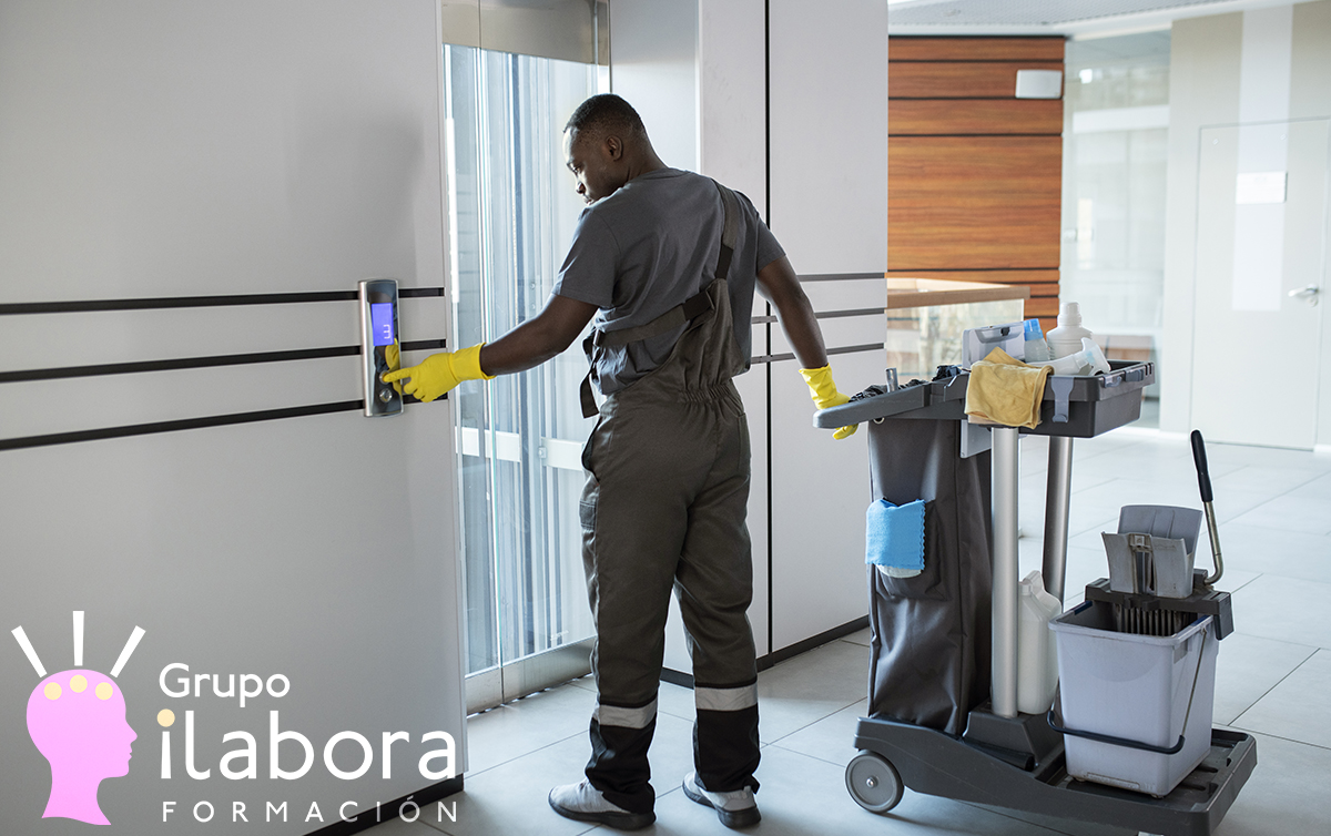 TRABAJAR EN EL SECTOR DE LA LIMPIEZA